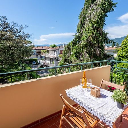 New Luxury 2Bdr Terrace, Views, Ac Apartment Marina Di Carrara Exterior photo
