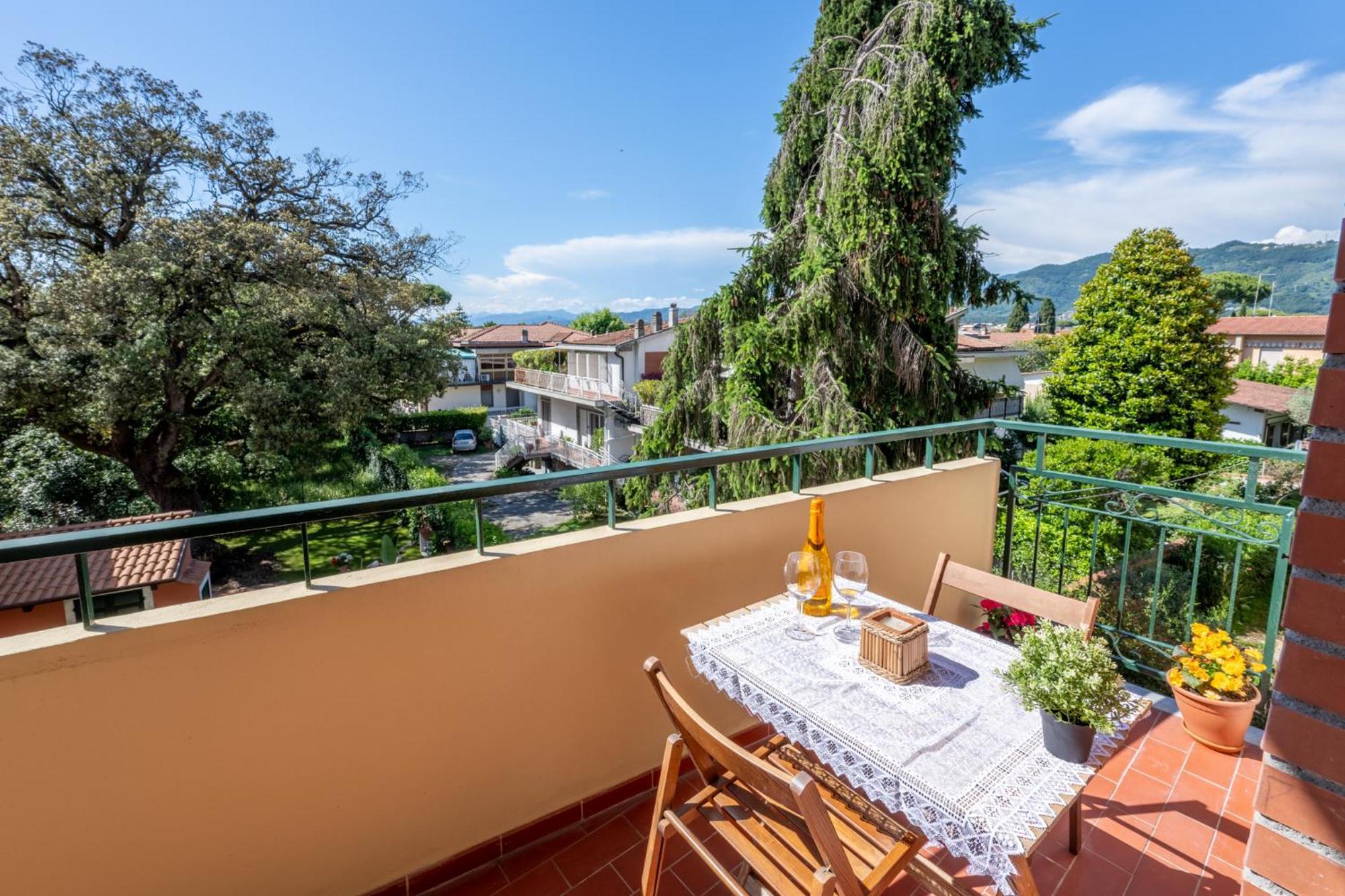 New Luxury 2Bdr Terrace, Views, Ac Apartment Marina Di Carrara Exterior photo