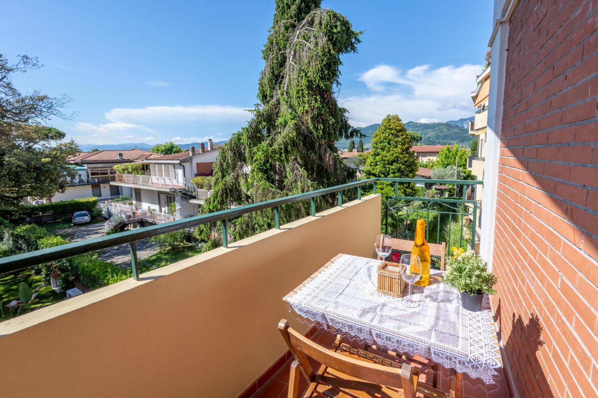 New Luxury 2Bdr Terrace, Views, Ac Apartment Marina Di Carrara Exterior photo